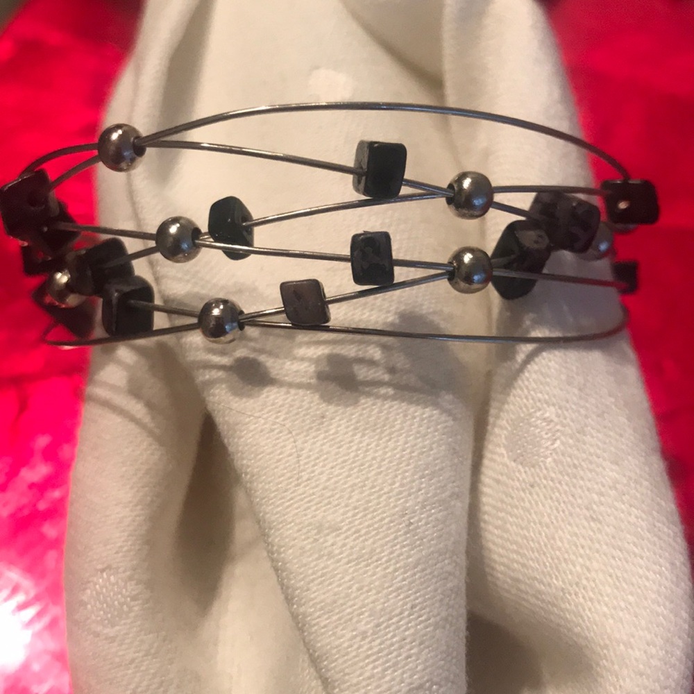 Silver tone hand-made beaded bracelet